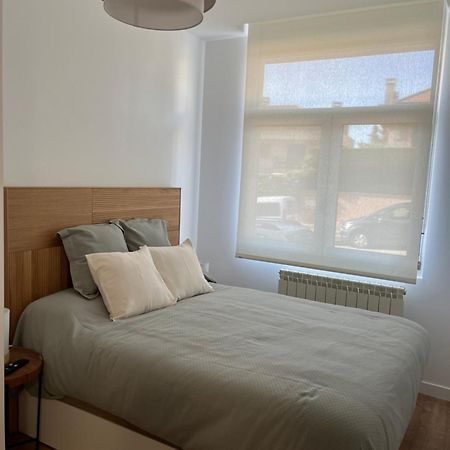 Apartamento Puerta De Burgos Vut09605 Exteriör bild
