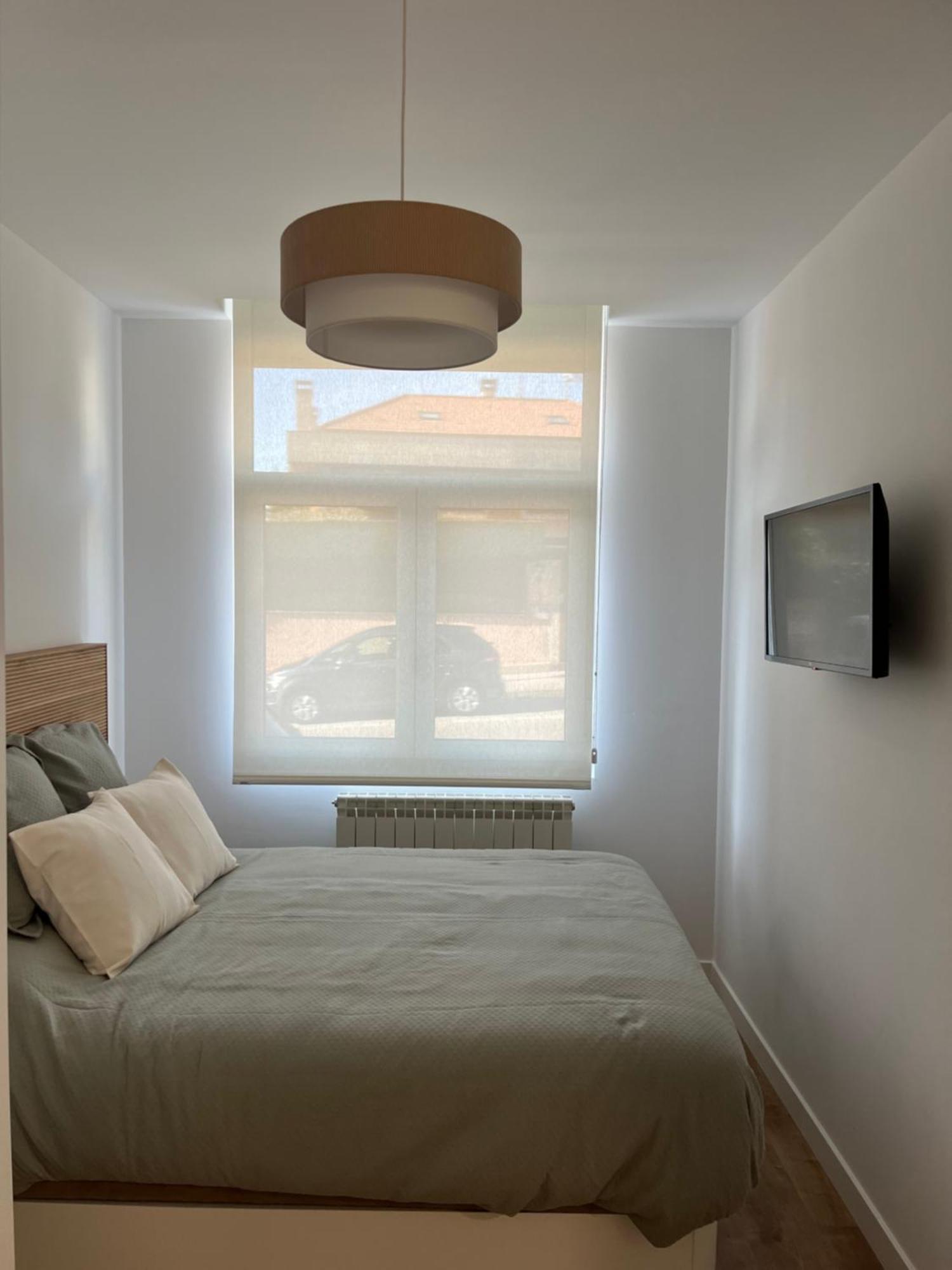 Apartamento Puerta De Burgos Vut09605 Exteriör bild