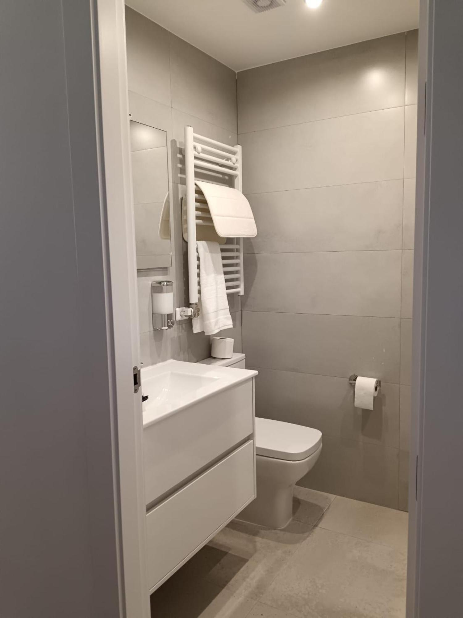 Apartamento Puerta De Burgos Vut09605 Exteriör bild